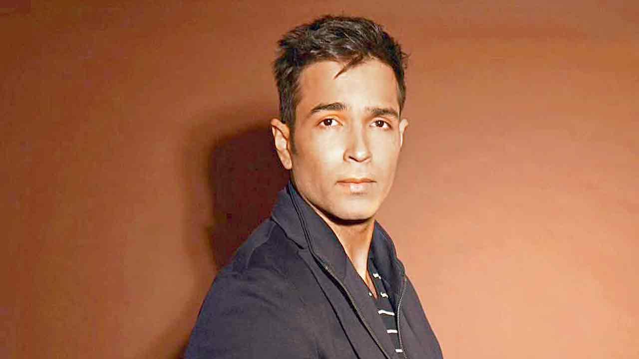 વરુણ મિત્રા