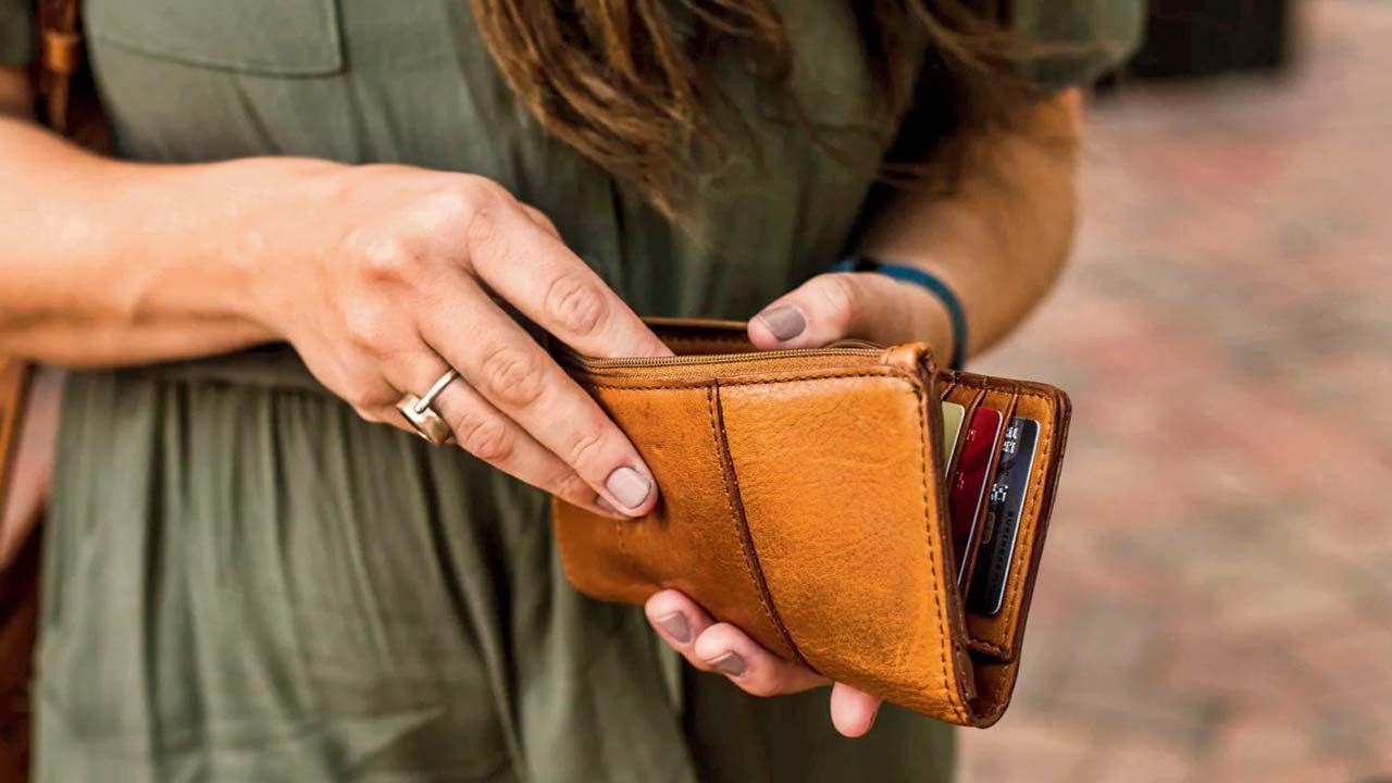 પ્રતીકાત્મક તસવીર