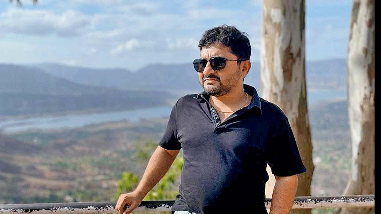 મતદાનની ફરજ બજાવવા કૅનેડાની ટ્રિપ પાછી ઠેલનાર પ્રણવ ઘારીવાલા.