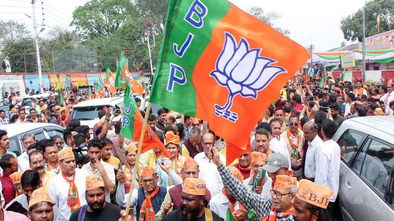 પ્રતીકાત્મક તસવીર