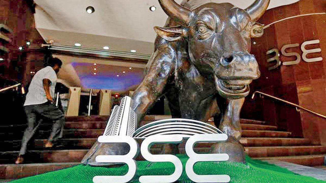 બોમ્બે સ્ટોક એક્સચેન્જની પ્રતીકાત્મક તસવીર