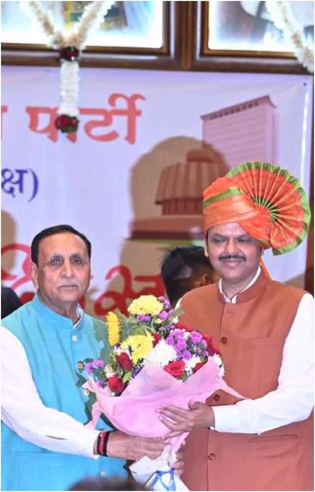 નિર્મલા સીતારમણ, વિજય રૂપાણી આજે નિરીક્ષક તરીકે ઉપસ્થિત રહ્યાં હતાં.