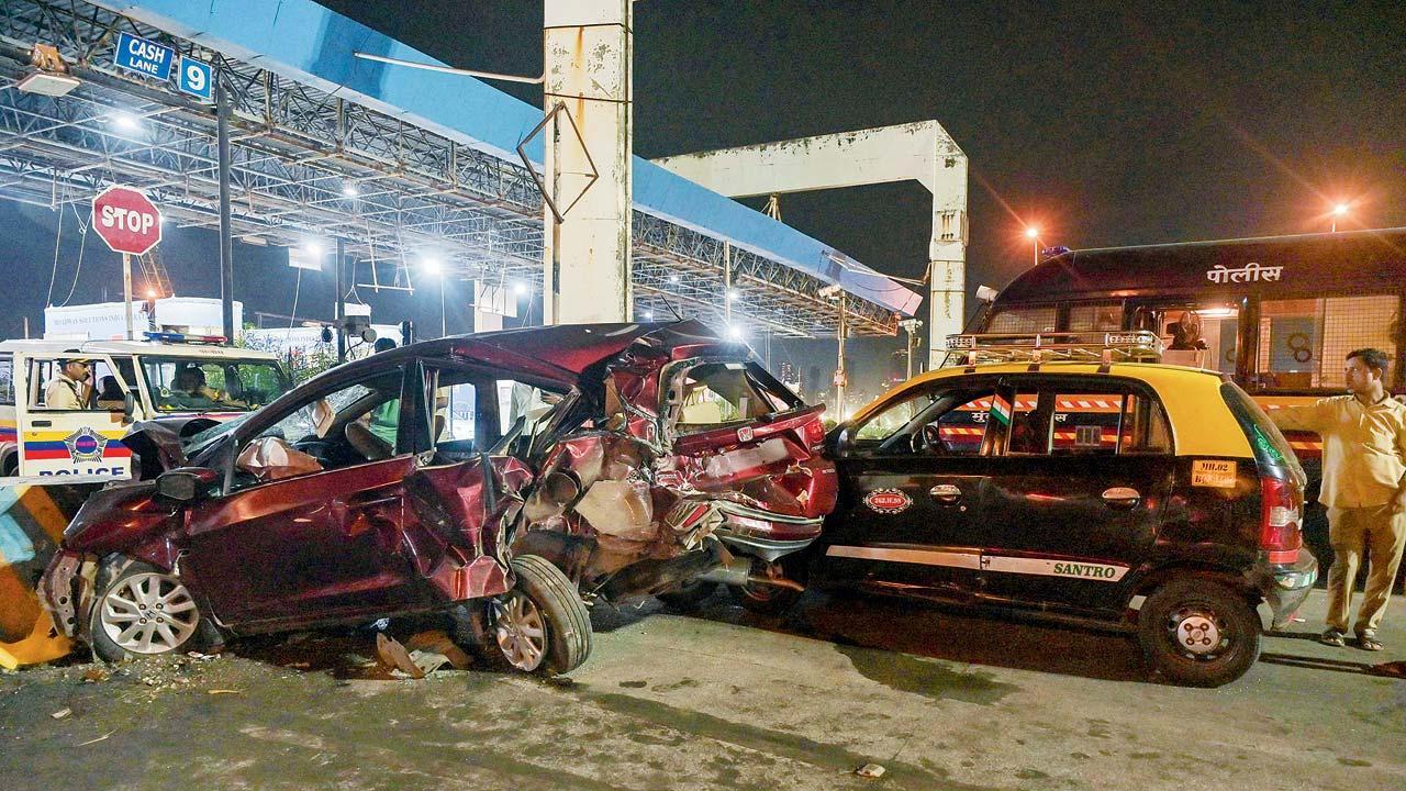 રોડ અકસ્માતની પ્રતીકાત્મક તસવીર