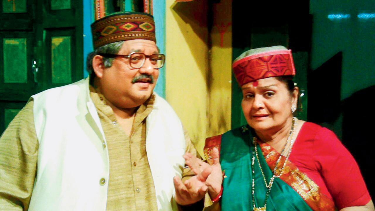 સત્યઘટના પર આધારિત નાટક ‘સ્વજન રે જૂઠ મત બોલો’ના વિષયમાં ક્યાંક ને ક્યાંક સનત વ્યાસને કેદારનાથમાં થયેલો અનુભવ પણ કારણભૂત બન્યો હતો.