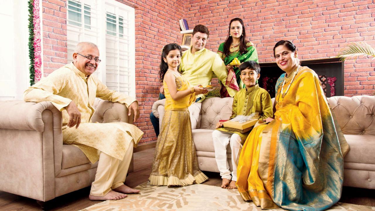 પ્રતીકાત્મક તસવીર 