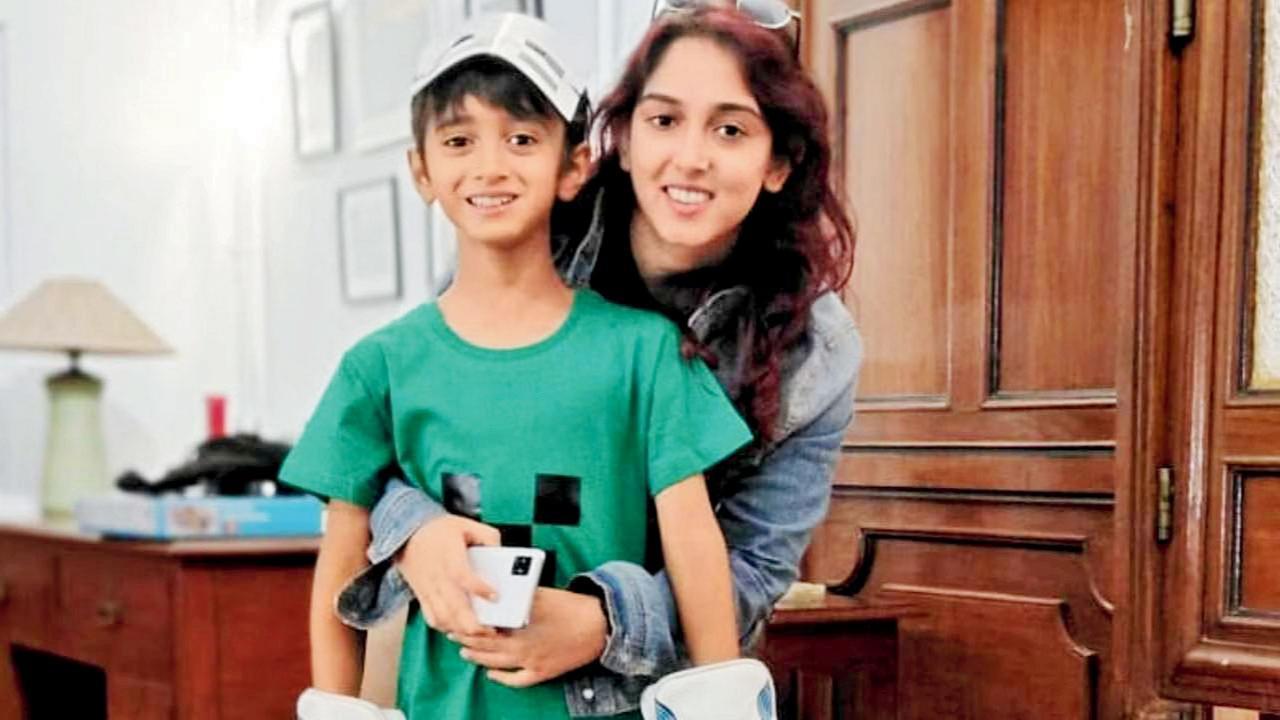 આમિર ખાનનો દીકરો આઝાદ અને બહેન આઇરા