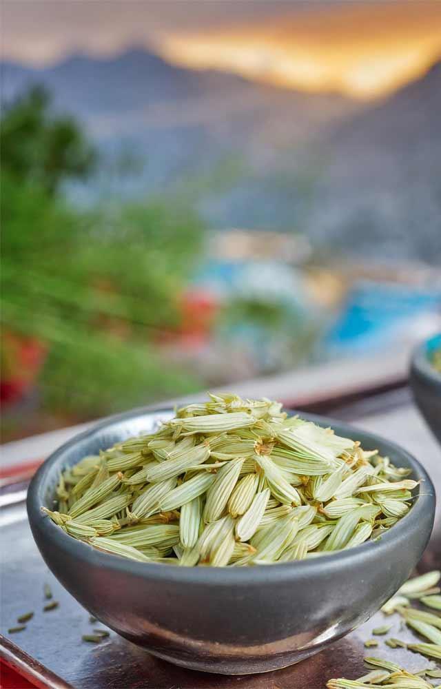 આંખોને તંદુરસ્ત રાખે છે વરિયાળી?