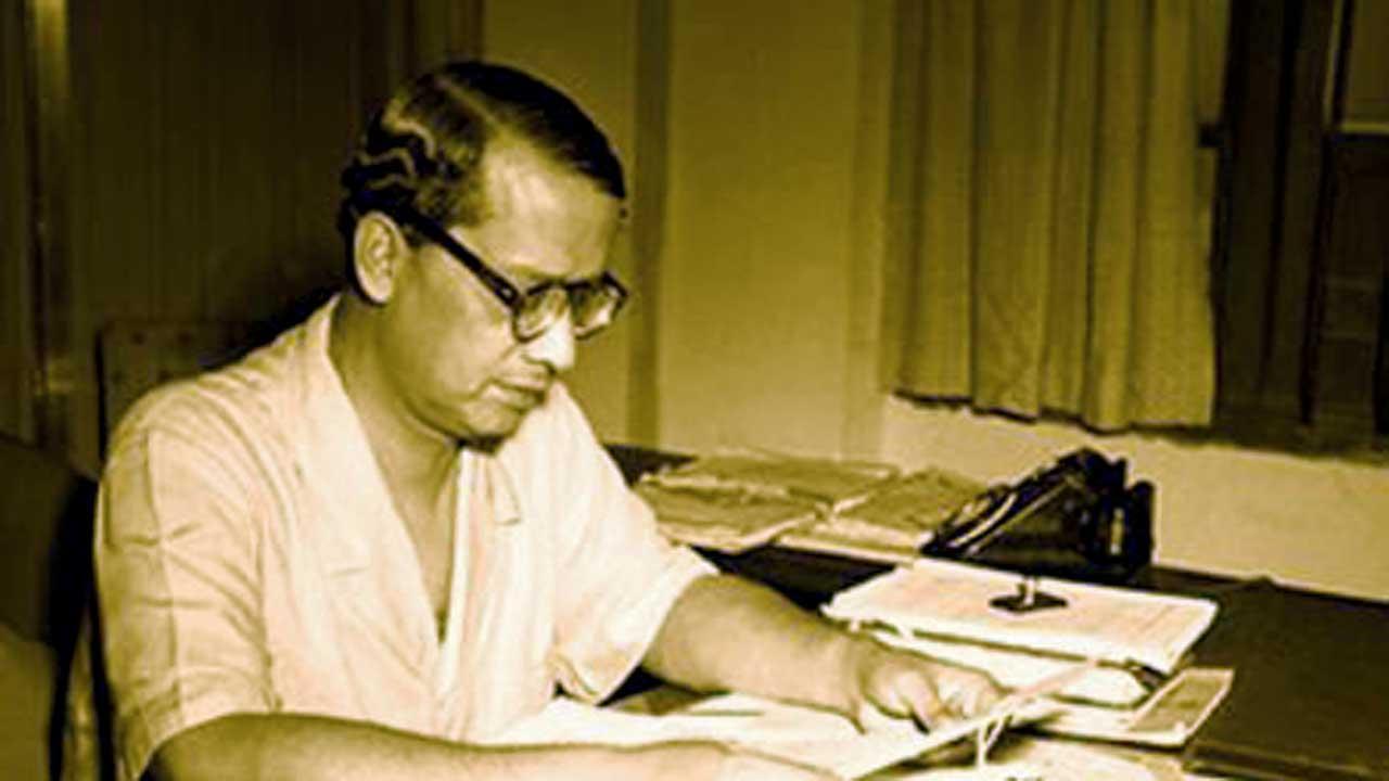 ઇલેક્શન કમિશનર સુકુમાર સેન
