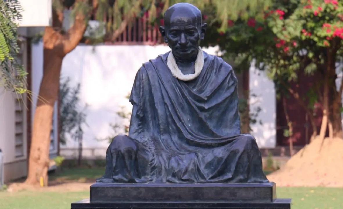 મહાત્મા ગાંધી (ફાઈલ તસવીર)