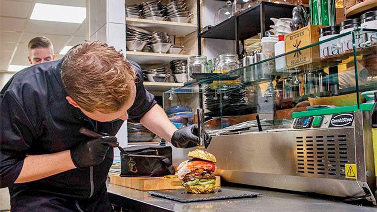 ધ ગોલ્ડન બૉય