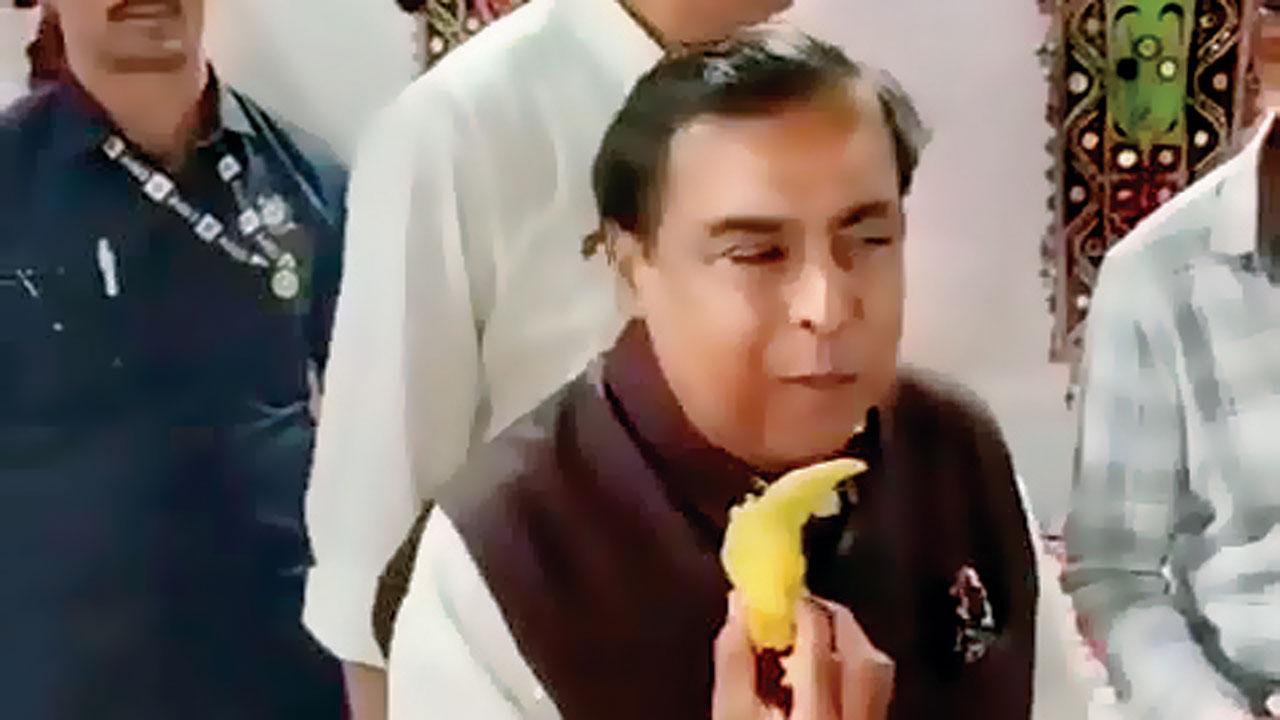 મુકેશ અંબાણી