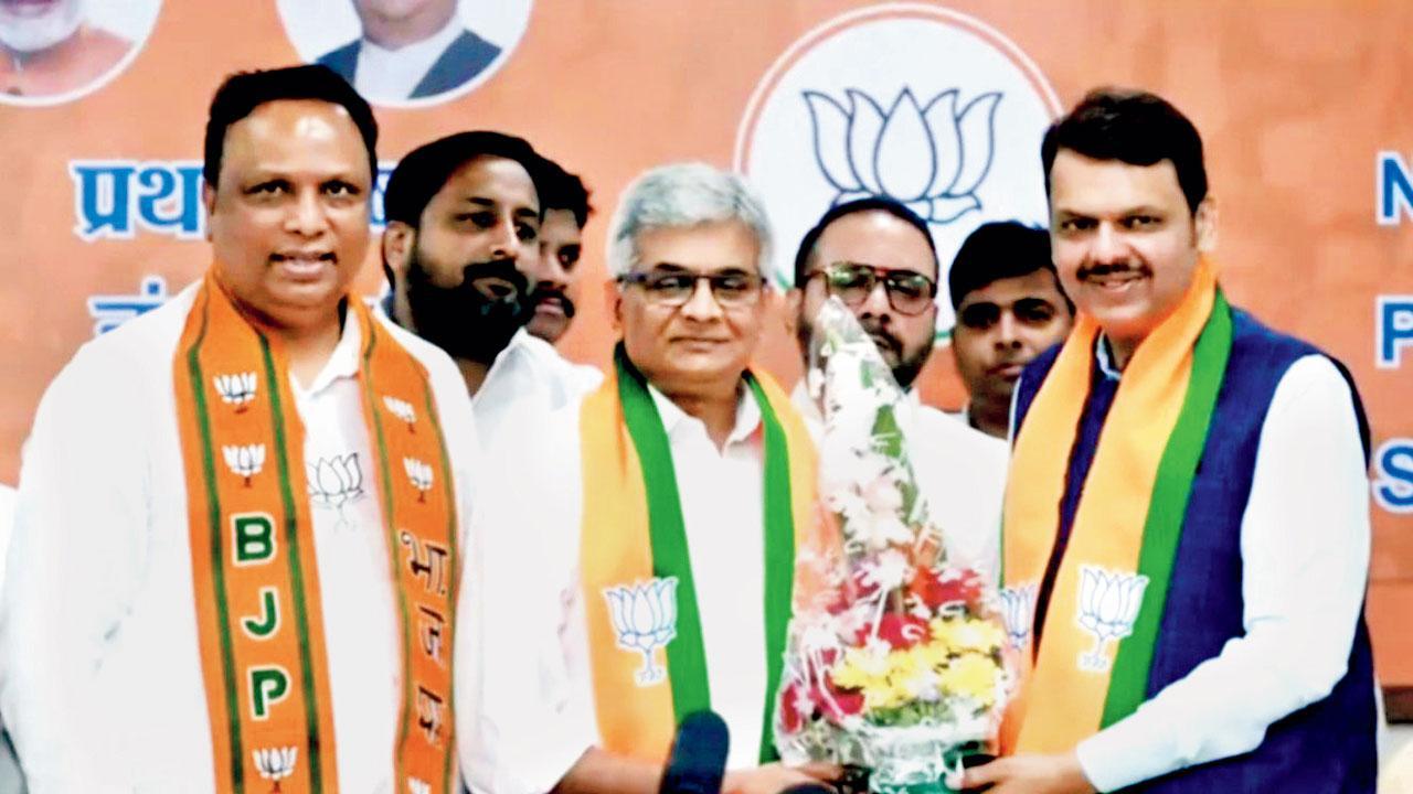 કૉન્ગ્રેસના નેતા રવિ રાજાએ ગઈ કાલે BJPમાં પ્રવેશ કર્યો હતો.