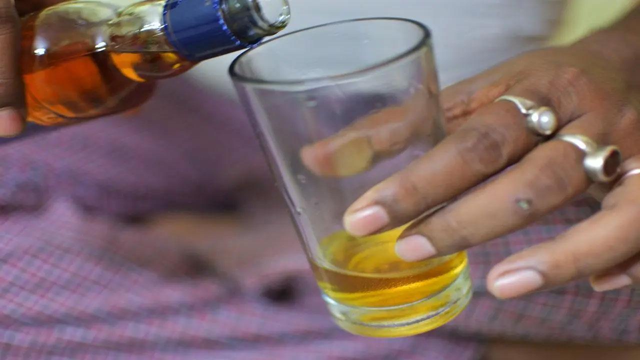 પ્રતીકાત્મક તસવીર