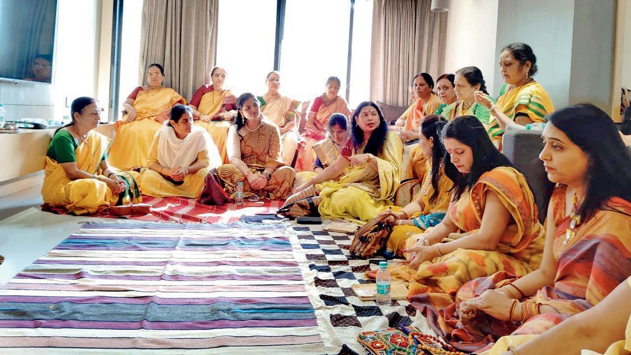 વિલે પાર્લેનું નાગર ભગિની ગરબા મંડળ