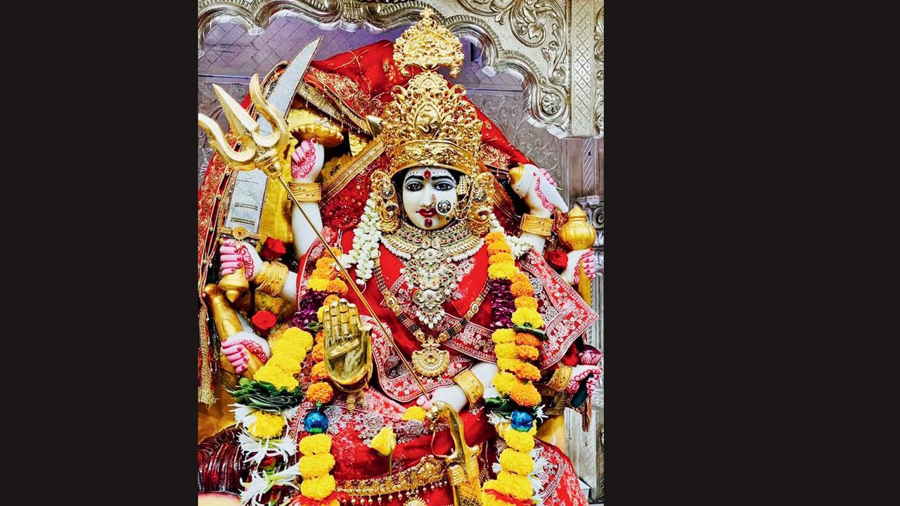 દેવીધામ મોટા અંબાજી (બોરીવલી-ઈસ્ટ) મંદિરની સ્થાપનાને અખાત્રીજના રોજ ૭૫ વર્ષ પૂરાં થશે