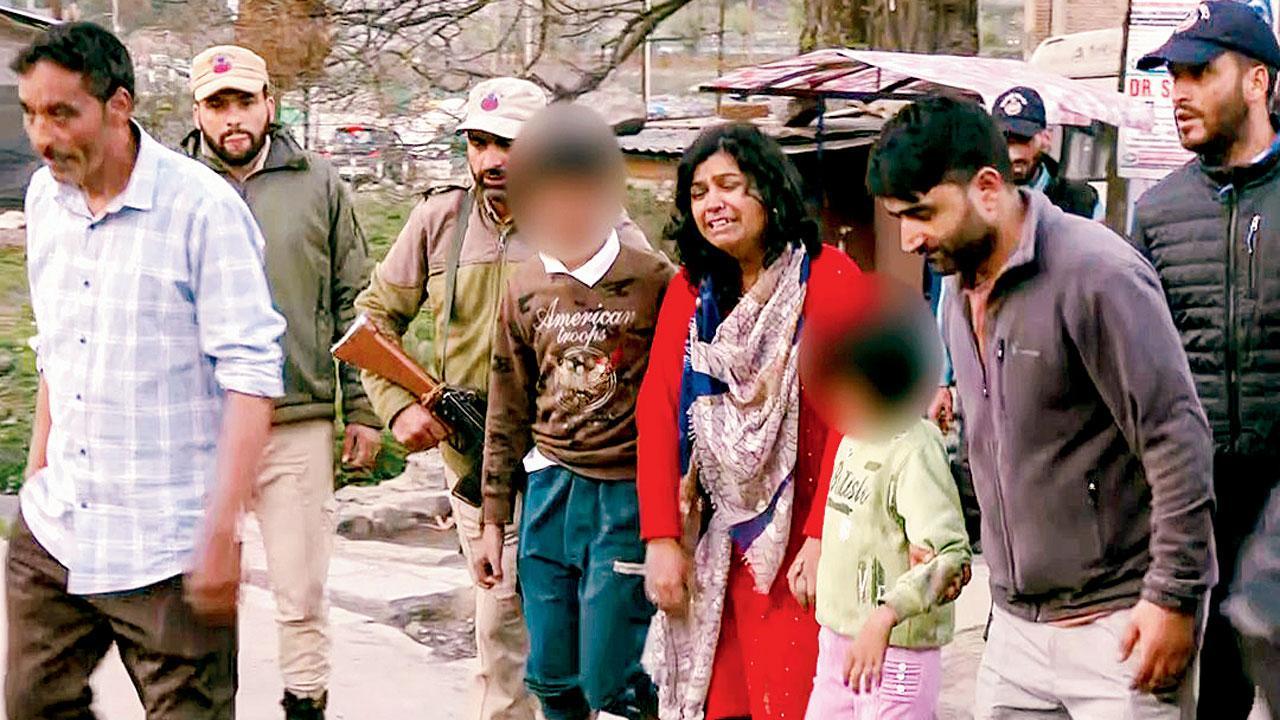 Pahalgam Terror Attack: ધરતી પરના સ્વર્ગને નરકમાં ફેરવી નાખ્યું આતંકવાદીઓએ