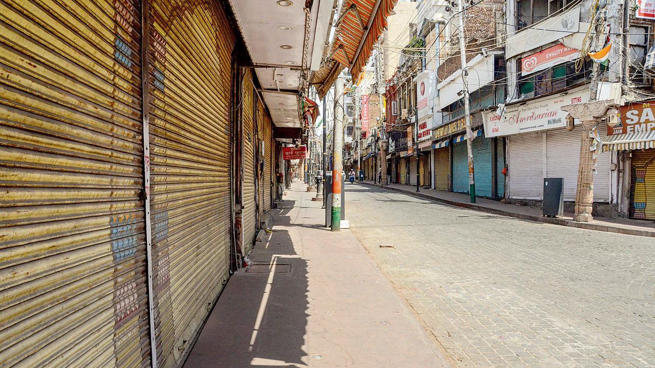 જમ્મુમાં ગઈ કાલે સજ્જડ બંધ પાળવામાં આવ્યો હતો.