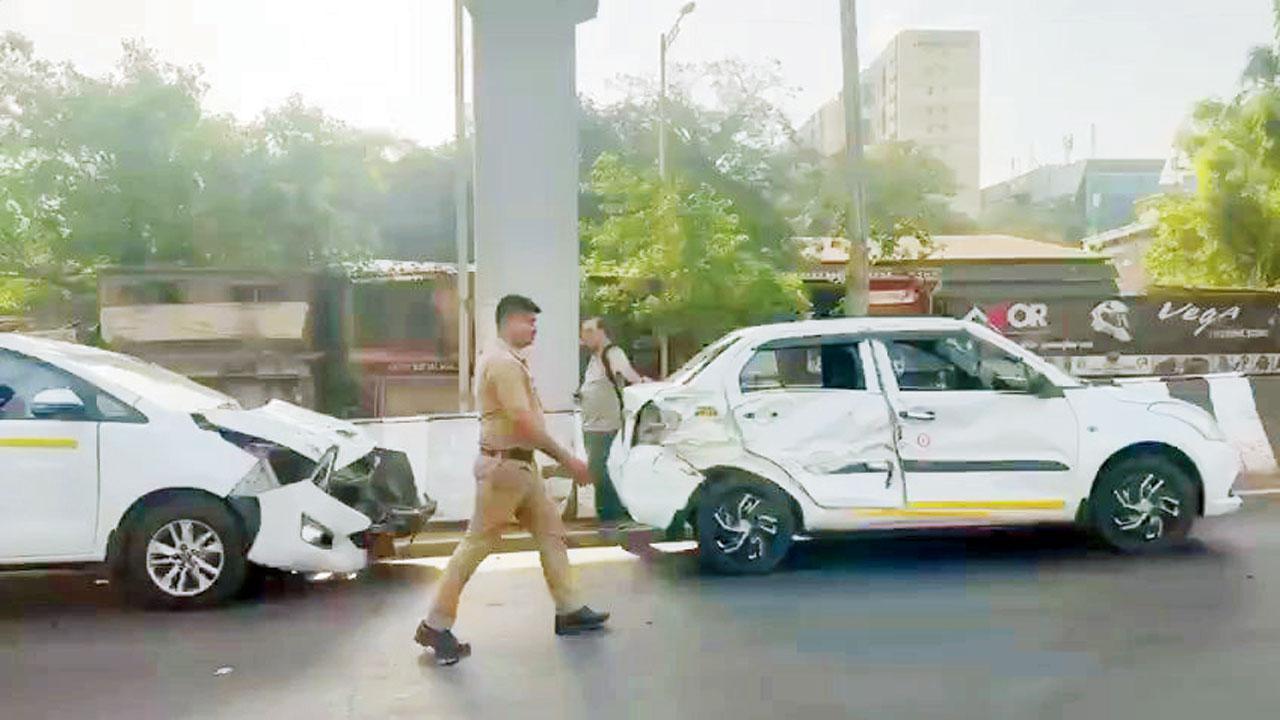 ટૅમ્પો પલટી થયો એને પગલે એની સાથે બીજાં વાહનો અથડાયાં હતાં.