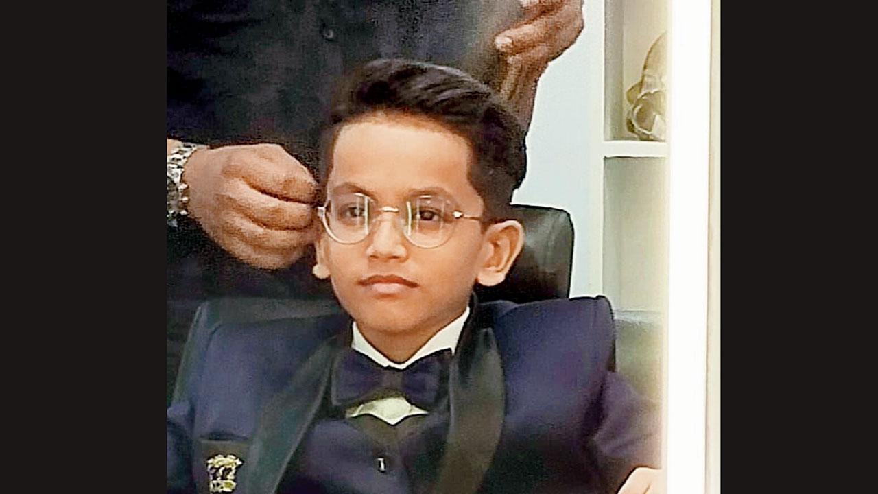 સ્વિમિંગ-પૂલમાં ડૂબીને જીવ ગુુમાવનાર ગ્રંથ મુથા.