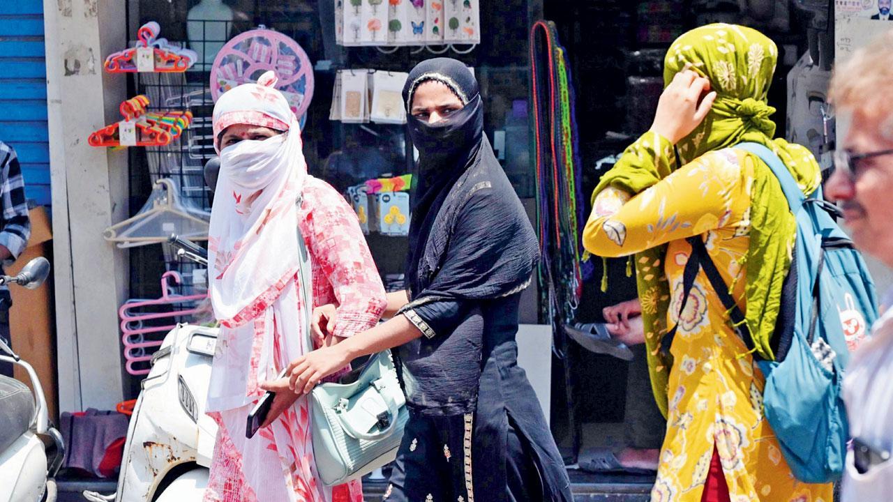 પ્રતીકાત્મક તસવીર
