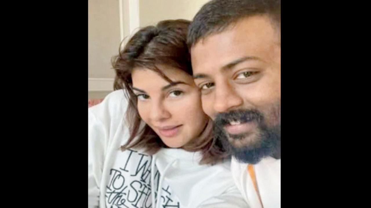 જૅકલિન ફર્નાન્ડિસ અને સુકેશ ચંદ્રશેખર