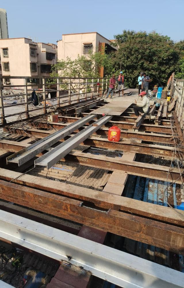 માહિમ પુલનું સમારકામ શરૂ થયું