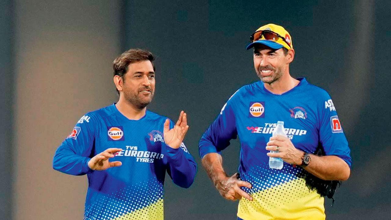 મહેન્દ્ર સિંહ ધોની, સ્ટીફન ફ્લેમિંગ