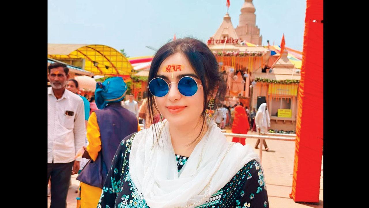 અદા શર્મા