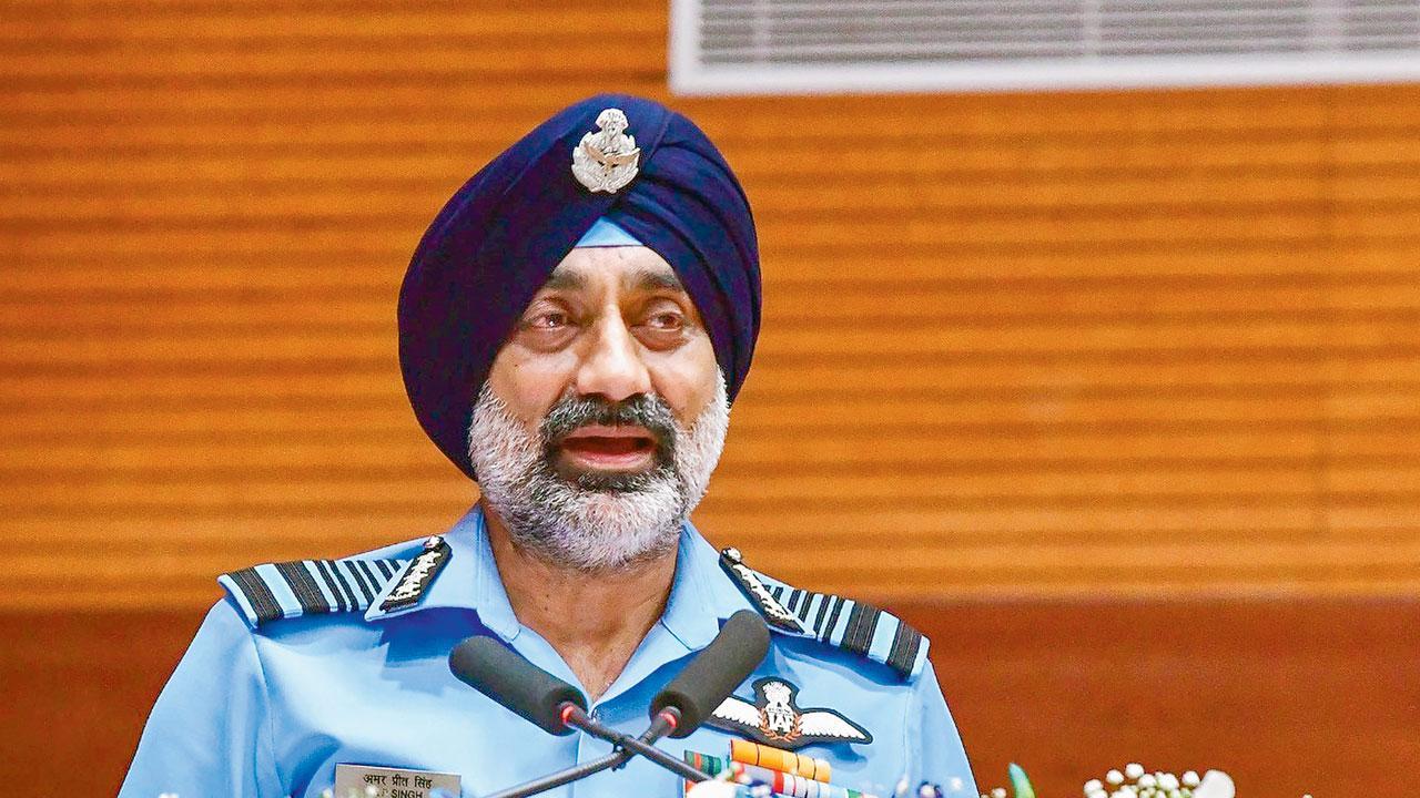 ગઈ કાલે બૅન્ગલોરમાં ઍર ચીફ માર્શલ એ. પી. સિંહે એક લેક્ચરમાં ઑપરેશન સિંદૂરની સફળતાની વિગતો આપી હતી.