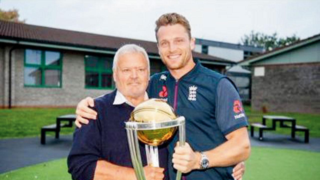 જૉસ બટલર અને તેના પિતા