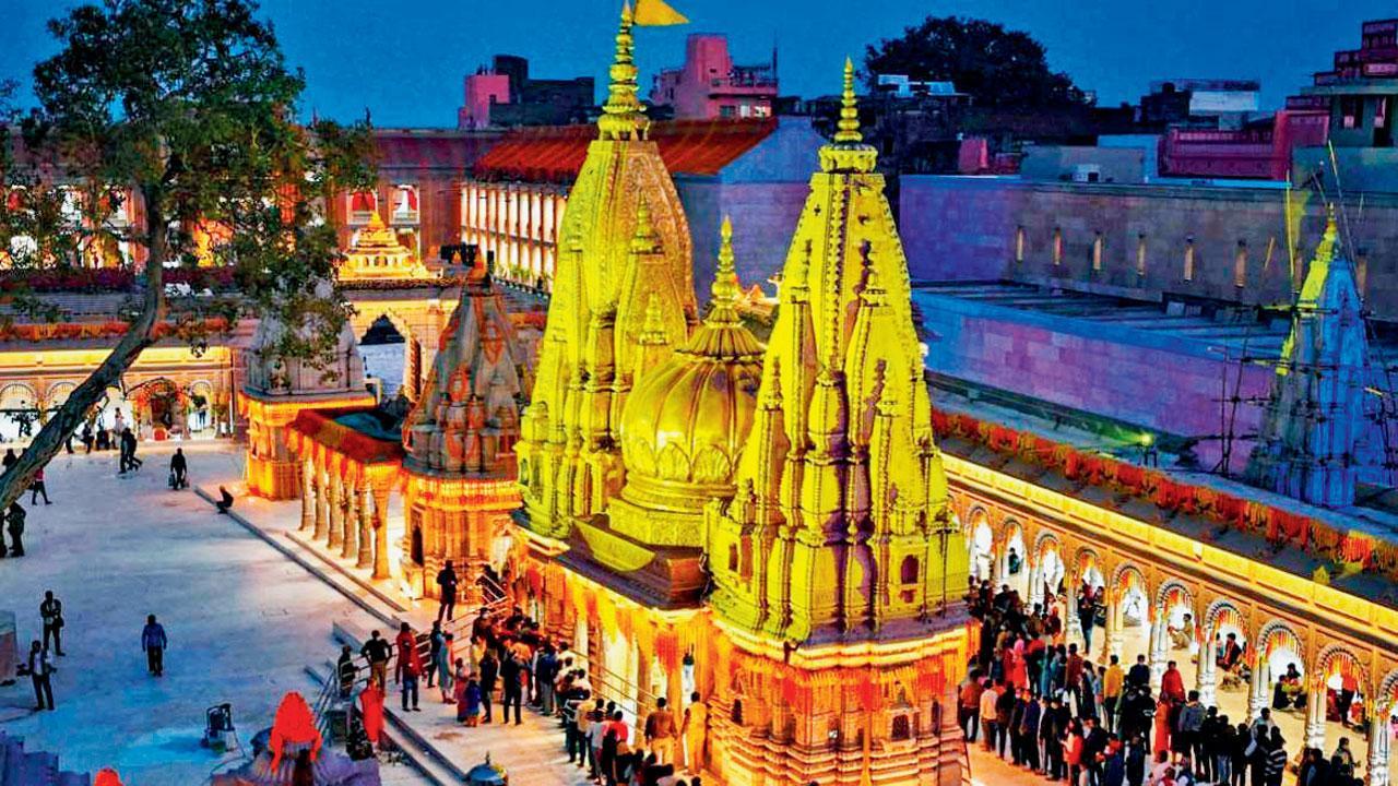 કાશીમાં આવેલા કાશી વિશ્વનાથ મંદિર