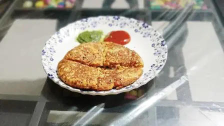 જુવાર સેવરી કેક