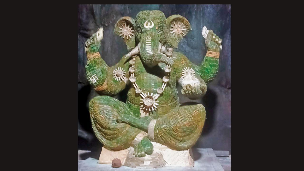 ભાયખલામાં મહાગણપતિની મૂર્તિ બની છે બામ્બુ અને કપડામાંથી