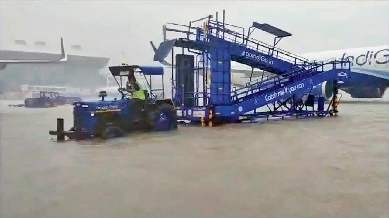 આ તસવીરો સોશ્યલ મીડિયા પર થઈ રહી છે વાયરલ