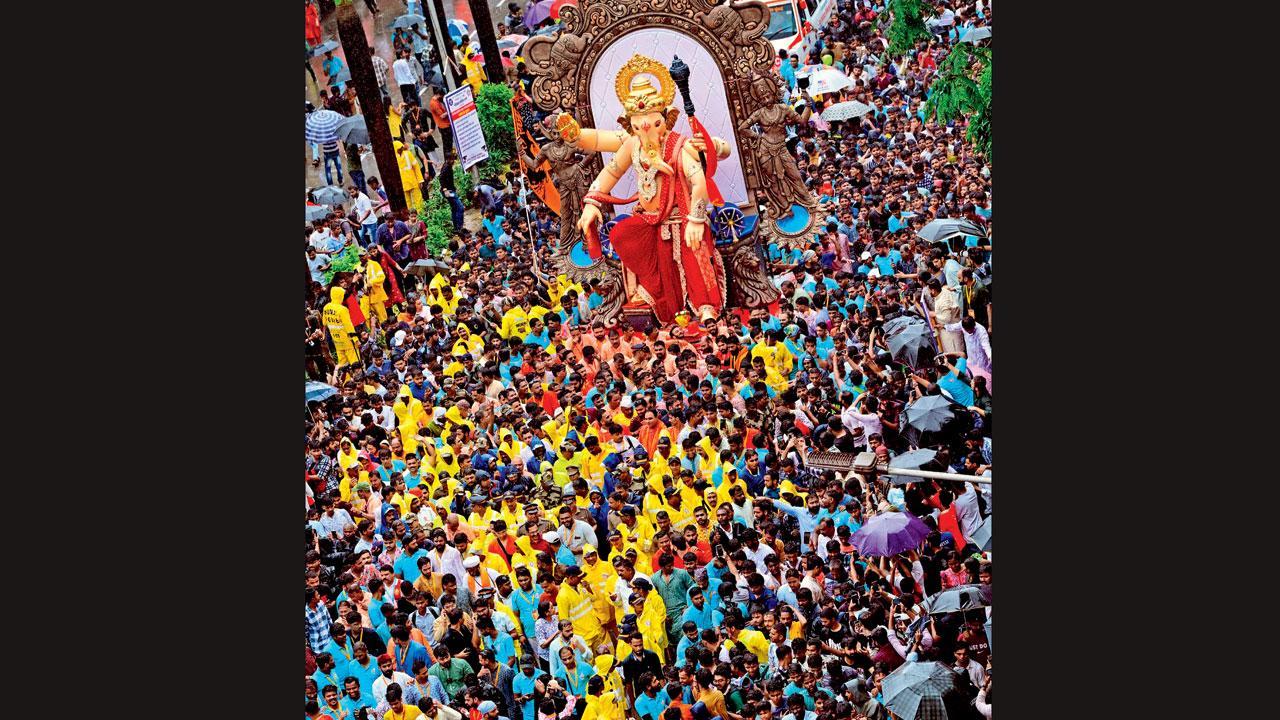ચિંચપોકળીચા ચિંતામણિનું આગમન