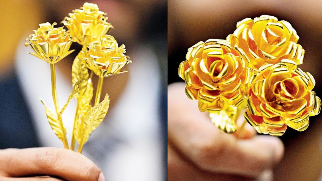 સોનાનો ગુલાબગુચ્છ