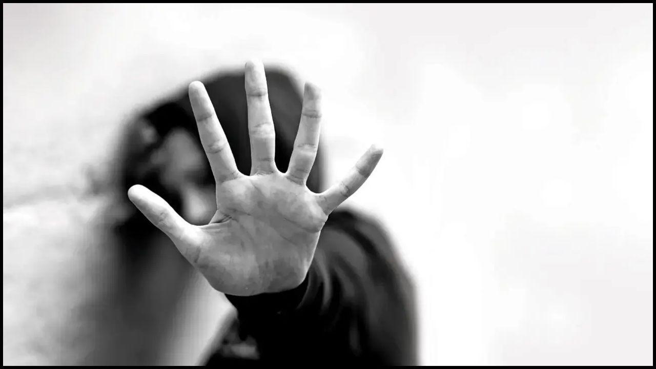 પ્રતીકાત્મક તસવીર (સૌજન્ય: મિડ-ડે)