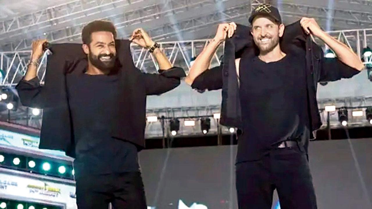 હૃતિક રોશન અને જુનિયર NTR