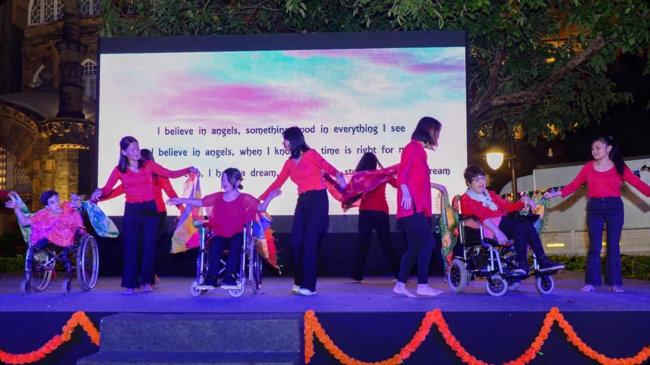 ADAPT ફેસ્ટ