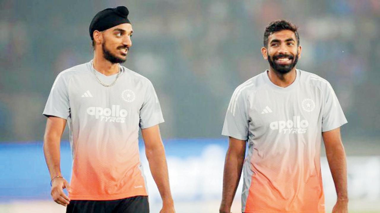 અર્શદીપ સિંહ અને જસપ્રીત બુમરાહ