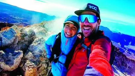 ઑસ્ટ્રિયન પુરુષ અને તેની ગર્લફ્રેન્ડ