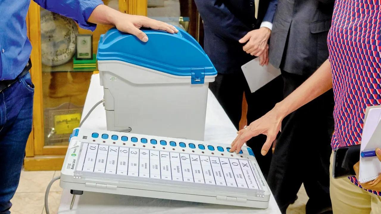 પ્રતીકાત્મક તસવીર