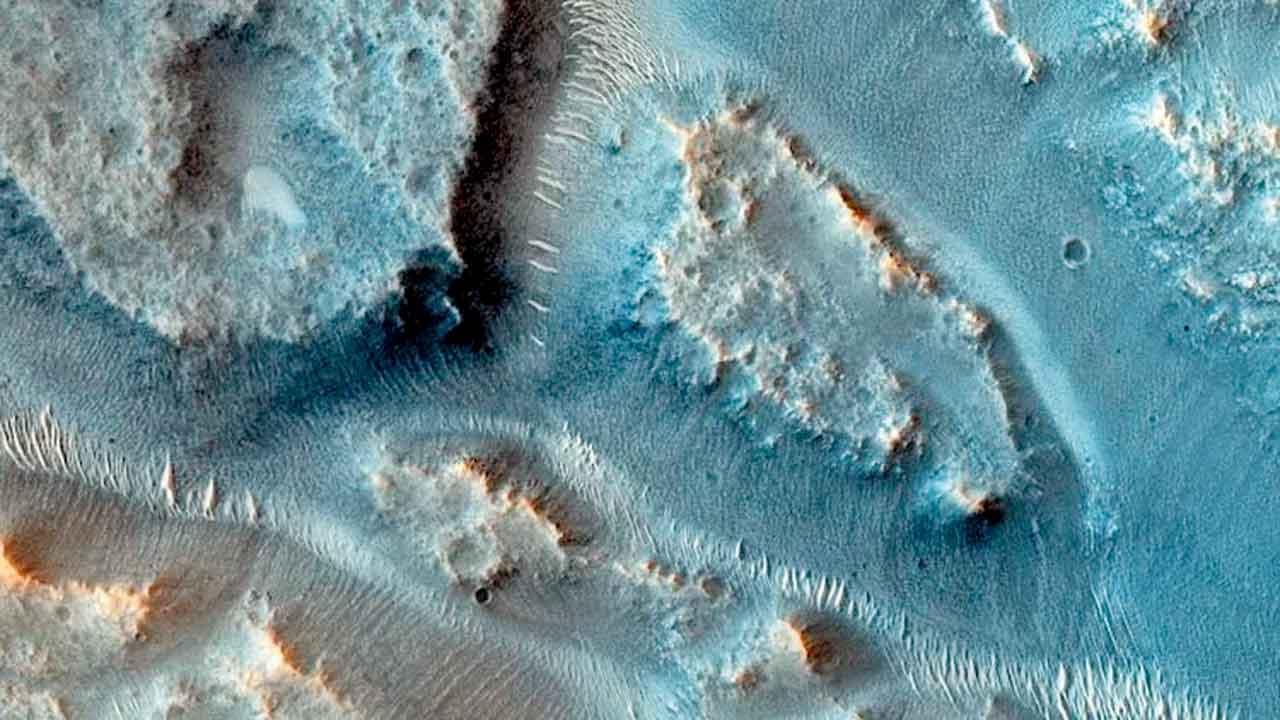 અમેરિકાના વૈજ્ઞાનિકોનો દાવો મંગળ ગ્રહ પર ગંગા જેવી ૧૬ નદી હતી