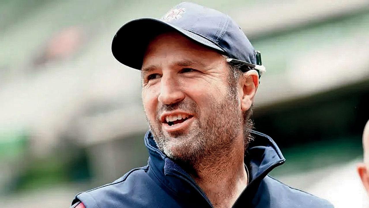 પિચ ક્યુરેટર મૅટ પેજ