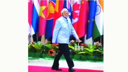 જ્યાં ​વિશ્વના નેતાઓ ભેગા થયા હોય એવી ઇવેન્ટમાં નરેન્દ્ર મોદીને ચા વેચતા દેખાડતો વિડિયો કૉન્ગ્રેસી નેતાએ શૅર કર્યો હતો.