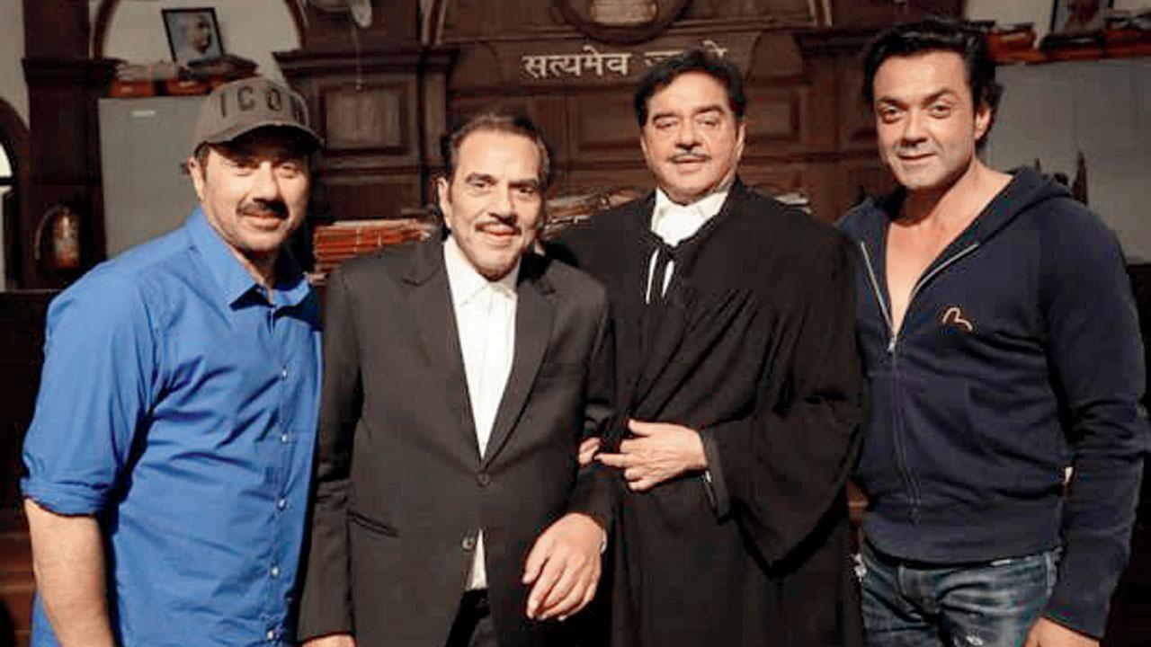 શત્રુઘ્ન સિંહાએ સોશ્યલ મીડિયા પર શૅર કરેલી તસવીરો