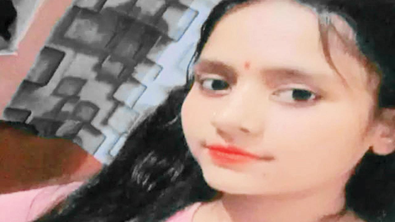 અગિયારમા ધોરણમાં ભણતી એક ટીનેજર