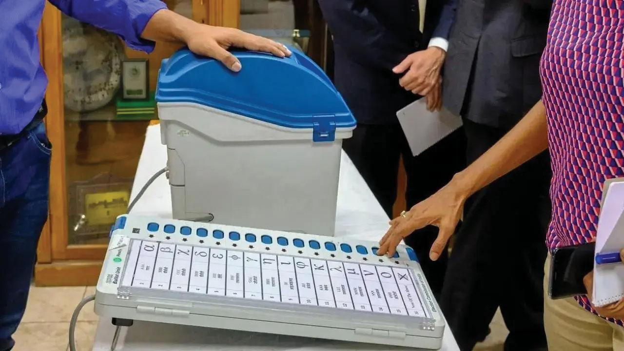 પ્રતીકાત્મક તસવીર