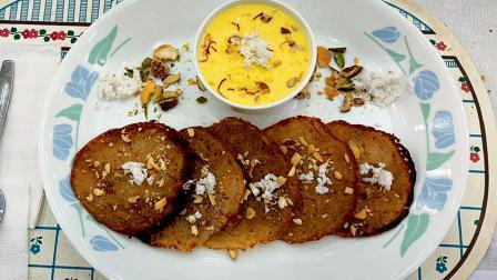 કોકોનટ માલપૂઆ વિથ કોકોનટ રબડી