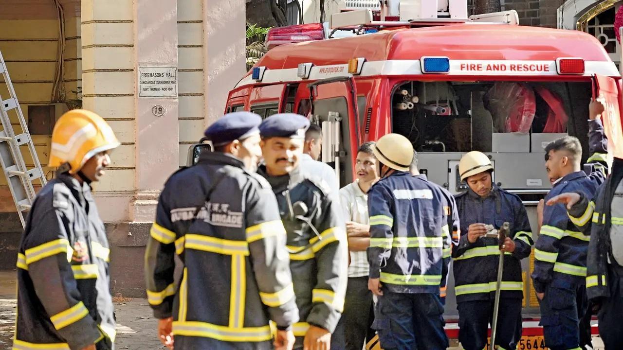 પ્રતીકાત્મક તસવીર